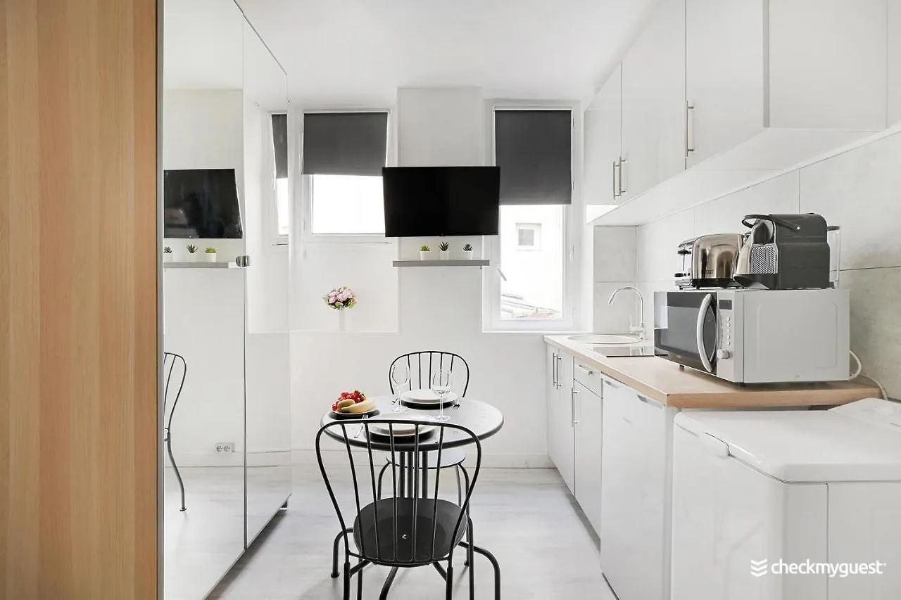 Apartment Cmg Rue De Bretagne 2